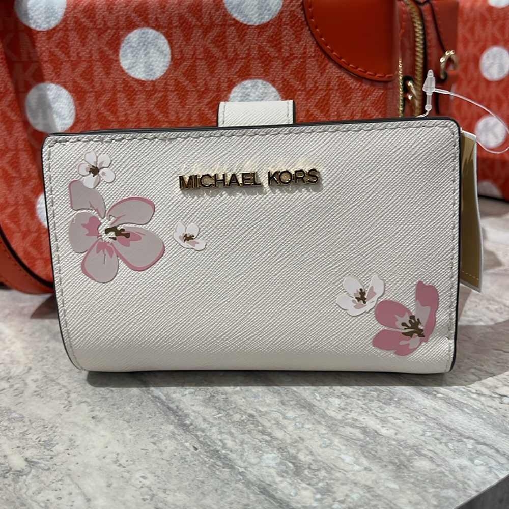 Michael Kors Jet Set Medium Floral Embellished Signature Logo Bi-Fold Wallet NWT - Picture 12 of 16